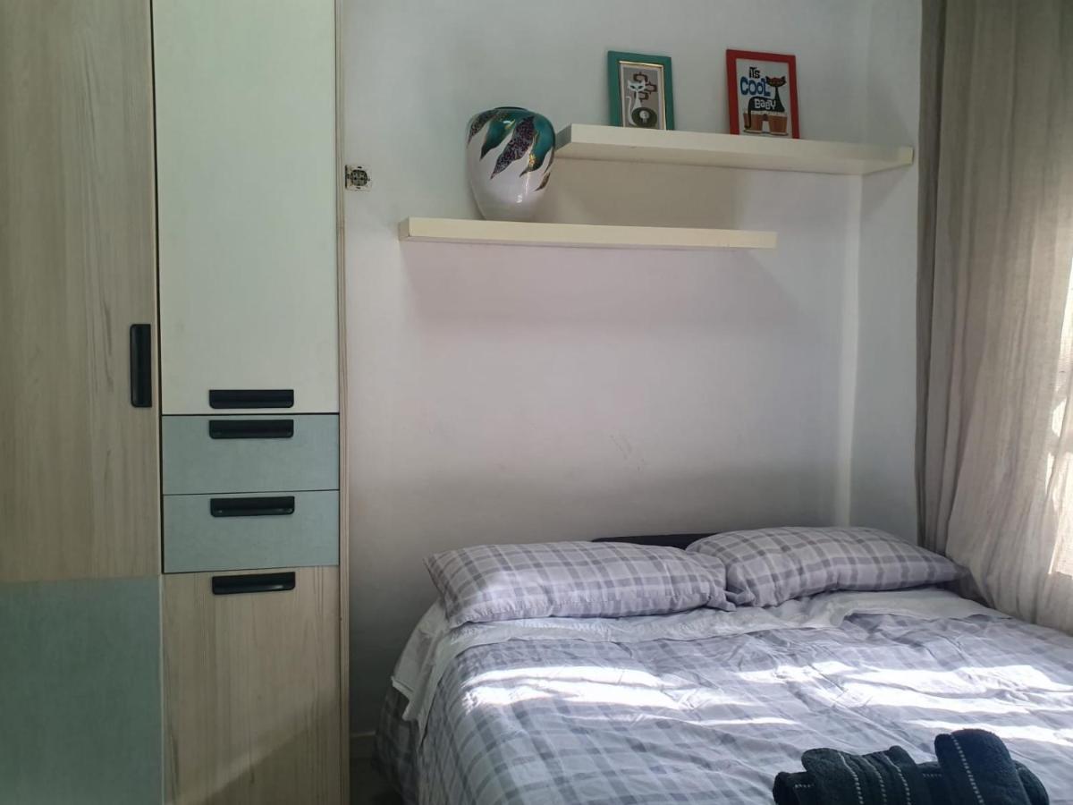 Studio Or Rooms With Private Bathroom Or Rooms With Shared Bathroom Barcellona Esterno foto
